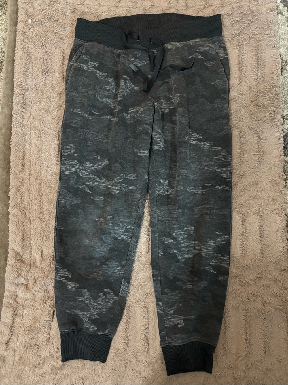 Women’s Dark Gray Camo Jogger Pants